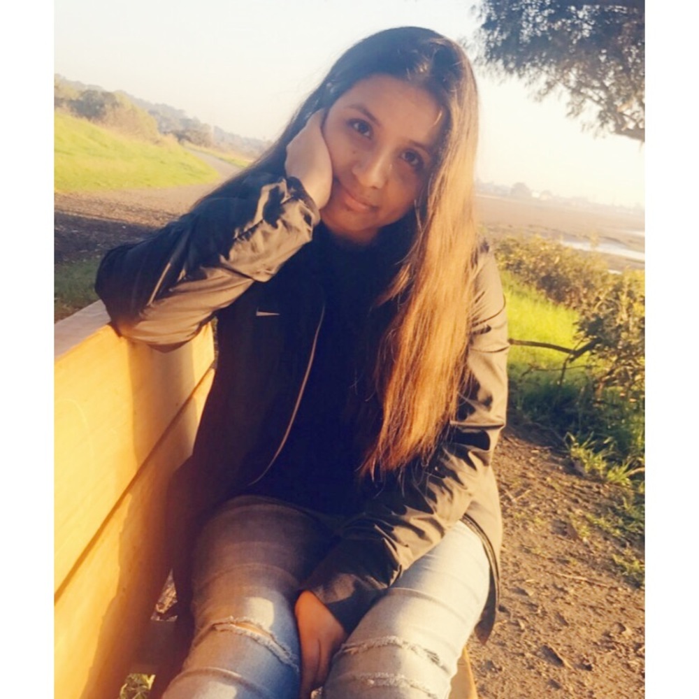 Meet your Posher, Gabriela